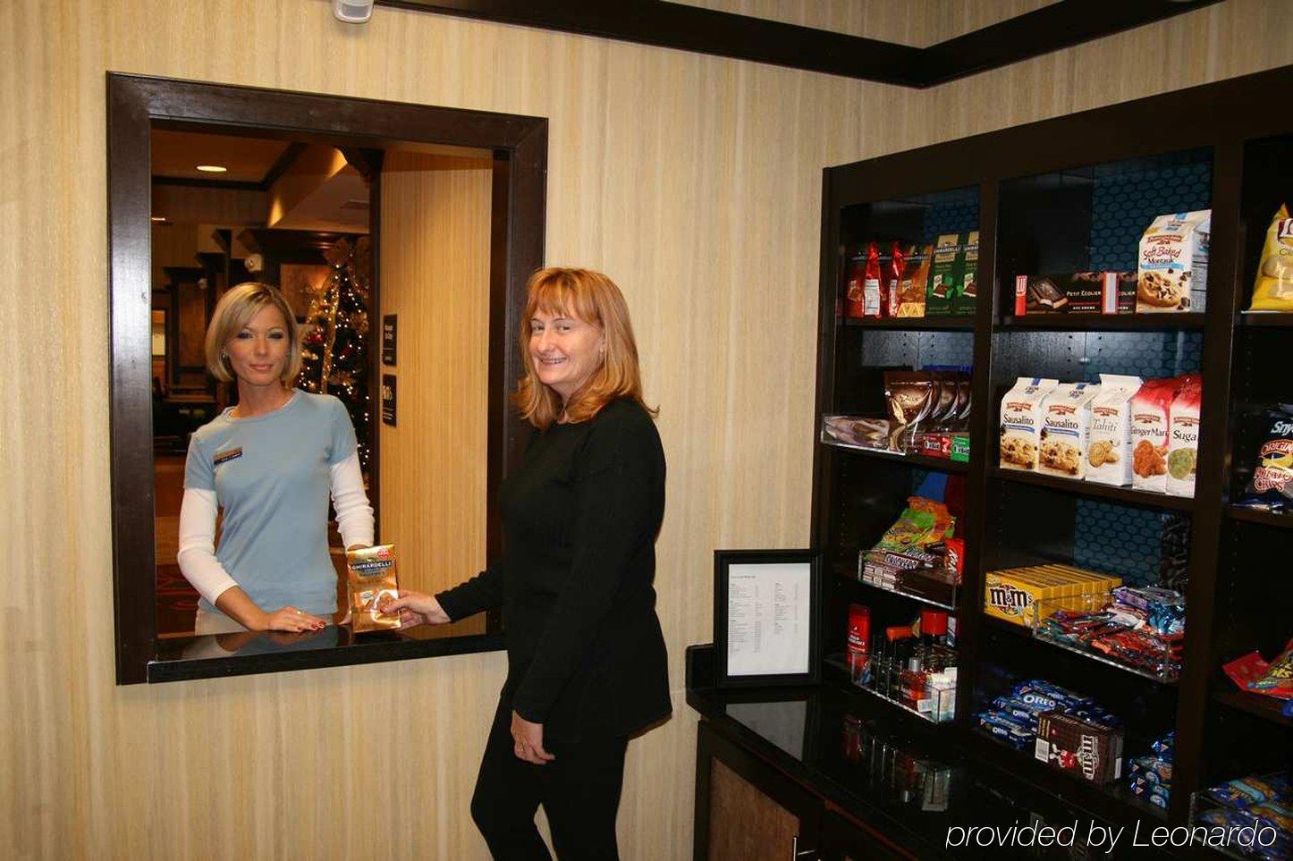 Hampton Inn & Suites New Castle, Pa Restaurace fotografie