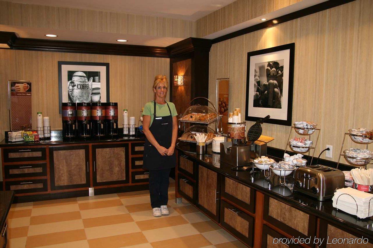 Hampton Inn & Suites New Castle, Pa Restaurace fotografie